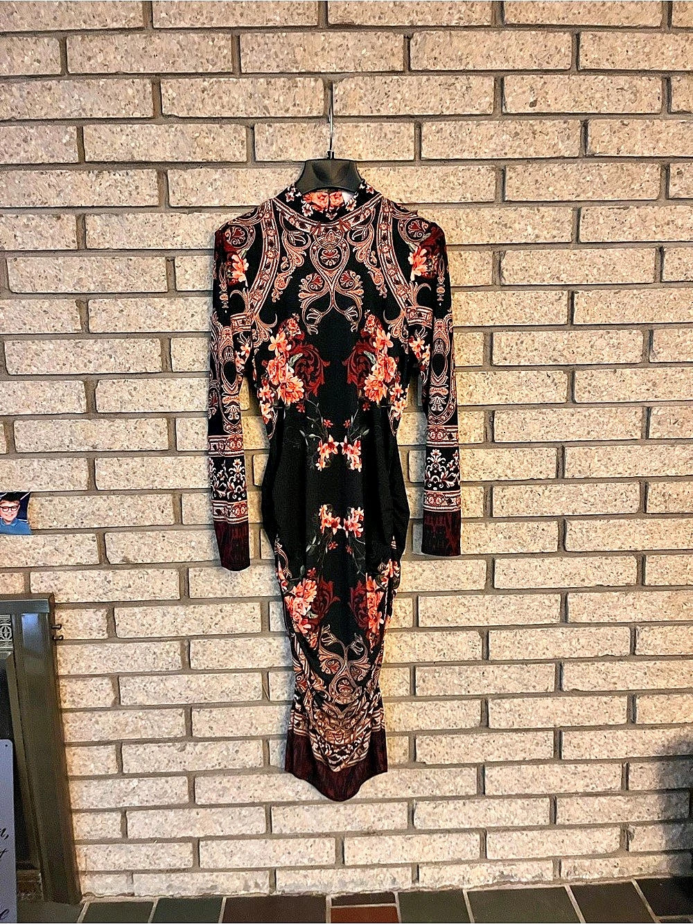 VENUS Paisley Floral Maxi Dress in Black & Orange Size Large